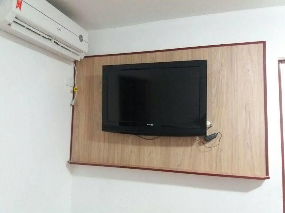 Oyo Hotel Lisboa, São José dos Campos Kültér fotó